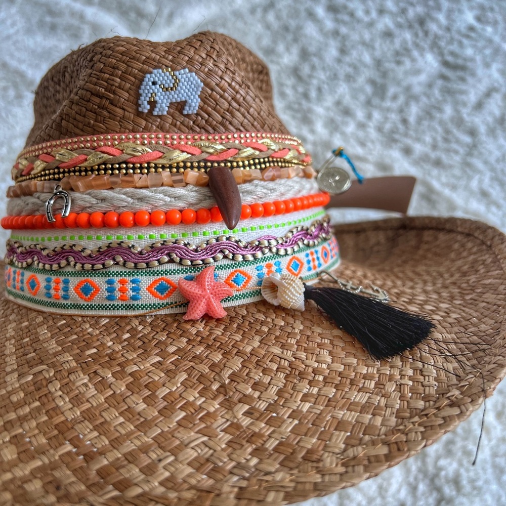 Hand made hat - Picture 4 of 7
